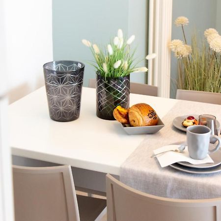 Residenza Alma Aparthotel Riccione Ngoại thất bức ảnh