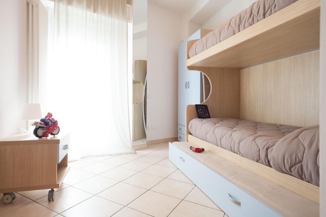 Residenza Alma Aparthotel Riccione Ngoại thất bức ảnh