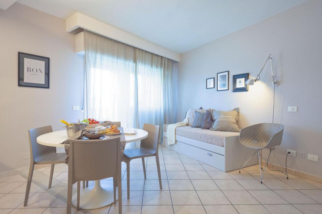 Residenza Alma Aparthotel Riccione Ngoại thất bức ảnh